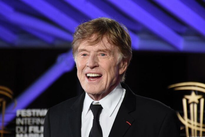 ঘুমের মধ্যে মারা গেলেন অস্কারজয়ী অভিনেতা