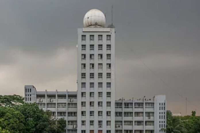 সাত অঞ্চলের নদীবন্দরে ১ নম্বর সতর্ক সংকেত জারি