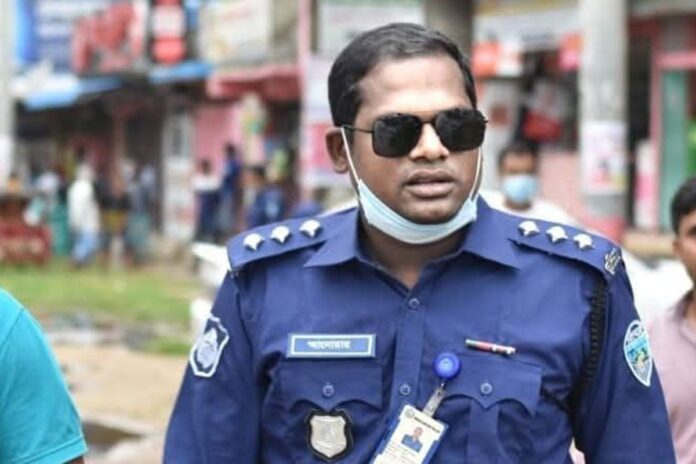 নরসিংদীতে পুলিশ কর্মকর্তার উপর হামলায় থানায় মামলা, গ্রেফতার ৭