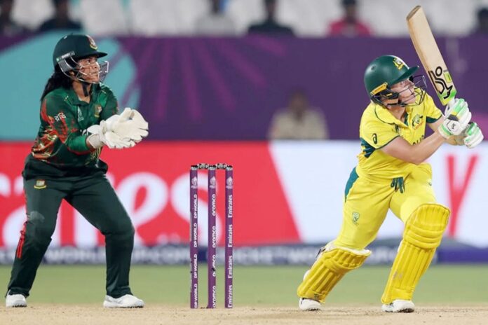 বাংলাদেশকে ১০ উইকেটে হারিয়ে সেমিফাইনালে অস্ট্রেলিয়া