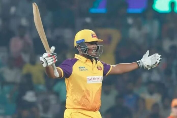 নারী টি-টোয়েন্টিতে দ্রুততম সেঞ্চুরির বিশ্ব রেকর্ড গড়লেন নাভগিরে