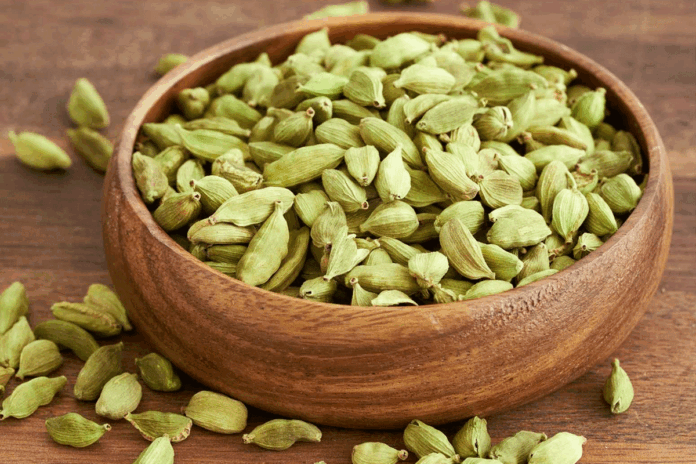 1760775203-5901ad91f939e3154083110e861fdce6 রক্তচাপসহ পাঁচটি রোগ নিয়ন্ত্রণ করবে এলাচ