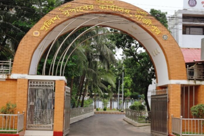 1761195430-5a0a8de0e6b2f357e7395d2364a4a465 কালিয়াকৈরের ধর্ষণ মামলাটি সর্বোচ্চ গুরুত্ব দিয়ে তদন্ত হচ্ছে : পুলিশ সুপার