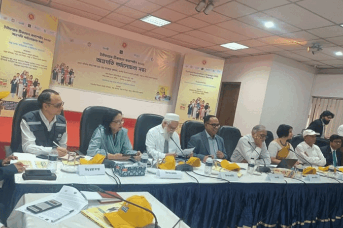 1761204943-b5e9b4f86ce43ca65bd79c894c4a924c ১ কোটি ৭০ লাখ শিশুকে টাইফয়েড টিকা দেওয়া হয়েছে