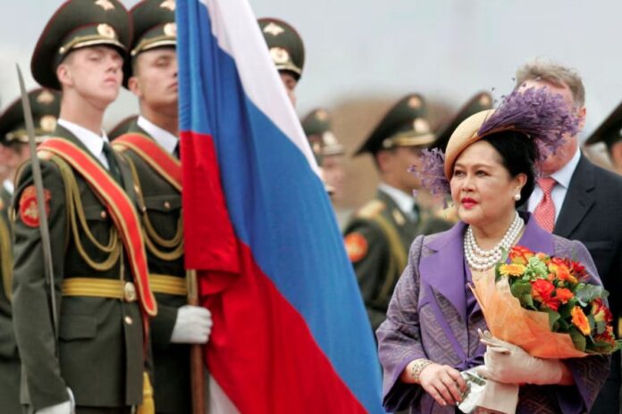 1761362116-5d8f0d24fe335fb30d67094431ff3d97 থাইল্যান্ডের রানী মা সিরিকিত মারা গেছেন