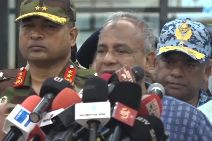 বিমানবন্দরে আগুনের ঘটনা তদন্তে আসছে ৪ দেশের বিশেষজ্ঞ টিম : স্বরাষ্ট্র উপদেষ্টা