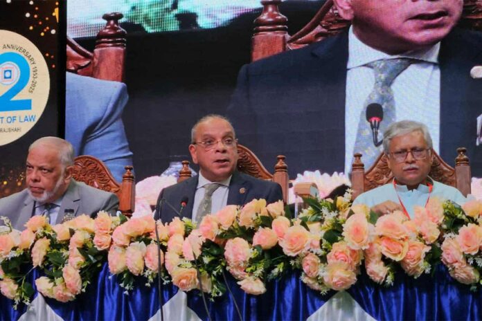 জুলাই বিপ্লব-পরবর্তী নতুন বাস্তবতার এক সন্ধিক্ষণে দাঁড়িয়ে আছি : প্রধান বিচারপতি