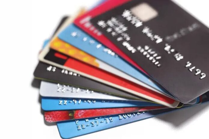 দেশে কার্ডভিত্তিক লেনদেন বেড়েছে তিন গুণের বেশি