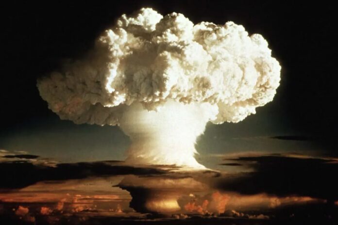 আবার কেন বিশ্বজুড়ে পারমাণবিক পরীক্ষার তোড়জোড়?