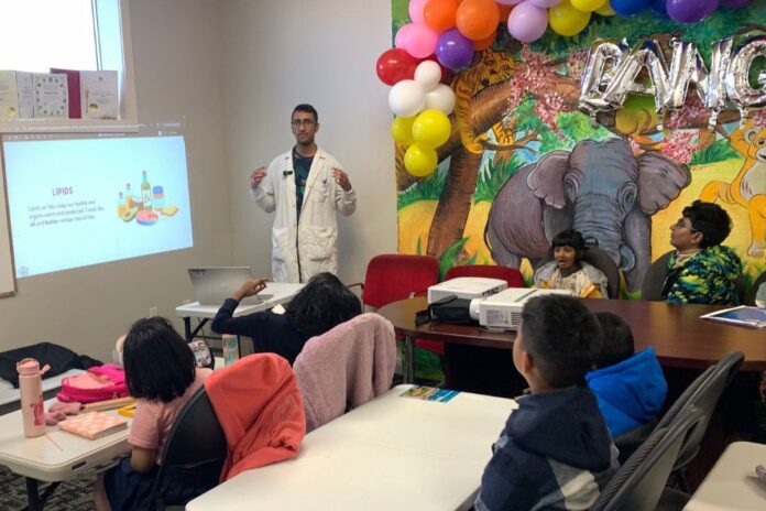 1762236219-eb935669c45405844c35aafbd5fe43d7 ক্যালগেরি'র বাংলা স্কুলে শিশুদের জন্য বিশেষ আয়োজন