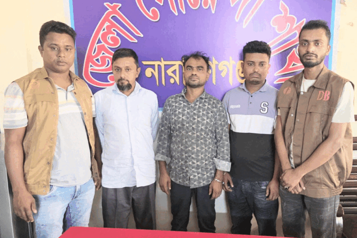 সিদ্ধিরগঞ্জে ইয়াবা ও হেরোইনসহ গ্রেফতার ৪