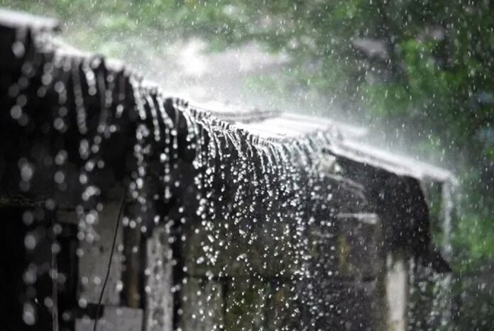 1762265322-9674069e91b8c570383aea3b6f90d5e3 ৪ জেলায় অতিভারি বৃষ্টি ও ভূমিধসের শঙ্কা