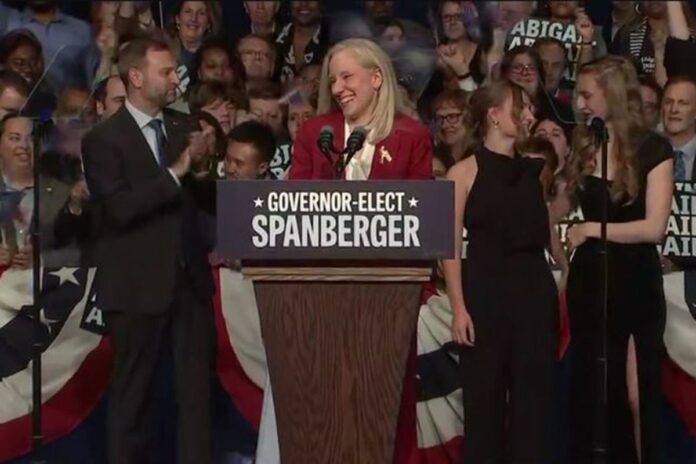 1762323890-216797cc2ebc122fdf25e7599b9c520b যুক্তরাষ্ট্রে মেয়র-গভর্নর নির্বাচনে ডেমোক্র্যাটদের জয়জয়কার, চ্যালেঞ্জের মুখে ট্রাম্প