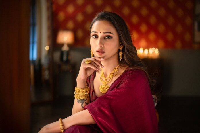 1762335179-ae77a9d707d8f0c369d4f5b9153a296f ‘গানের ওপারে’ নাটকেই বদলে গেল মিমির ক্যারিয়ার