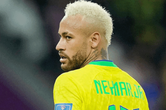 1762335683-068ae40523a24c9ef54edefd375e542d সহসাই দলে ফেরা হচ্ছে না নেইমারের