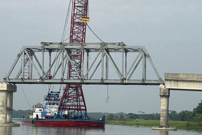 ডিসেম্বরে খুলছে গোমা সেতু