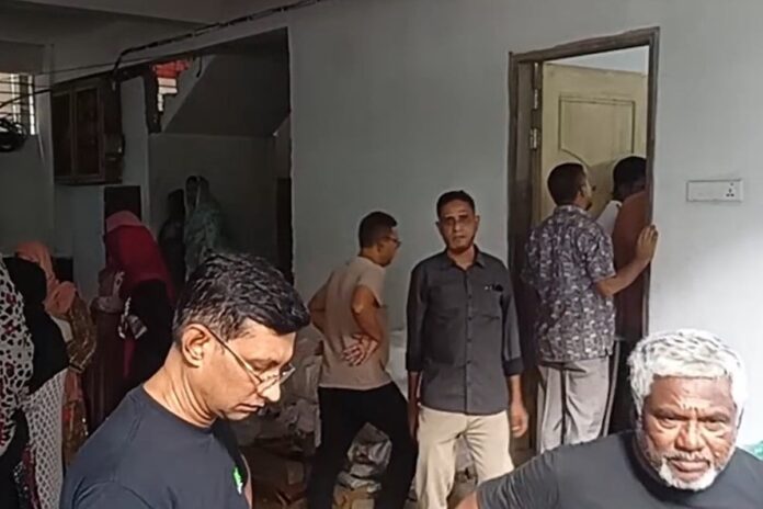 1762422522-0e923834aedfeabdcf0a3c5e89645f4c কুমিল্লা নগরীতে অটোরিকশার ধাক্কায় প্রাণ গেল ব্যবসায়ীর