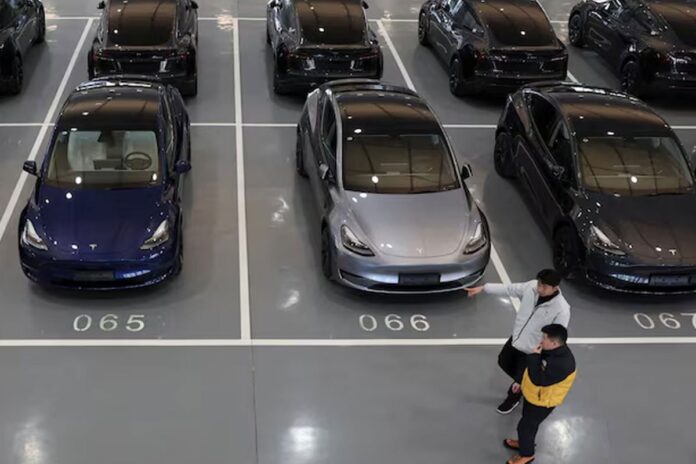 1762513870-c1741a25d94168e7bddf2d01d48e7a99 চীনে টেসলার স্বয়ংক্রিয় গাড়ি চালনা সফটওয়্যার অনুমোদন পেতে পারে