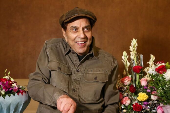 1762875870-2a932dde65628cde152d5292c46480e0 বর্তমানে কেমন আছেন ধর্মেন্দ্র?