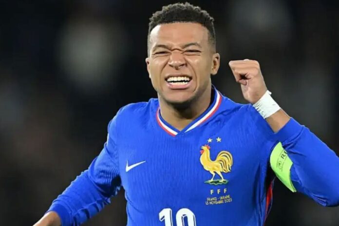 1763088962-429f3d8656a8be1fe55a1799c6a1de7d এমবাপ্পের জোড়া গোলে ইউক্রেনকে উড়িয়ে বিশ্বকাপের টিকিট নিশ্চিত করল ফ্রান্স