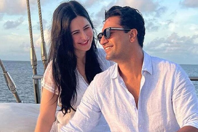 1763095647-be1dc91f86a988de67afe8dec09d908a ক্যাটরিনার সঙ্গে পরিচয়ের গোপন কথা ফাঁস করলেন ভিকি