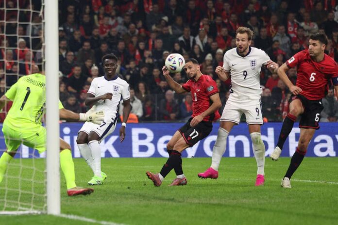 1763323257-83e53b8ccb14ca1c2a70762468c892e8 কেইনের জোড়া গোলে শেষ ম্যাচেও জয় ইংল্যান্ডের