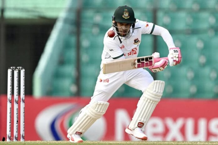 মুশফিকের মাইলফলক ম্যাচে ব্যাটিংয়ে বাংলাদেশ