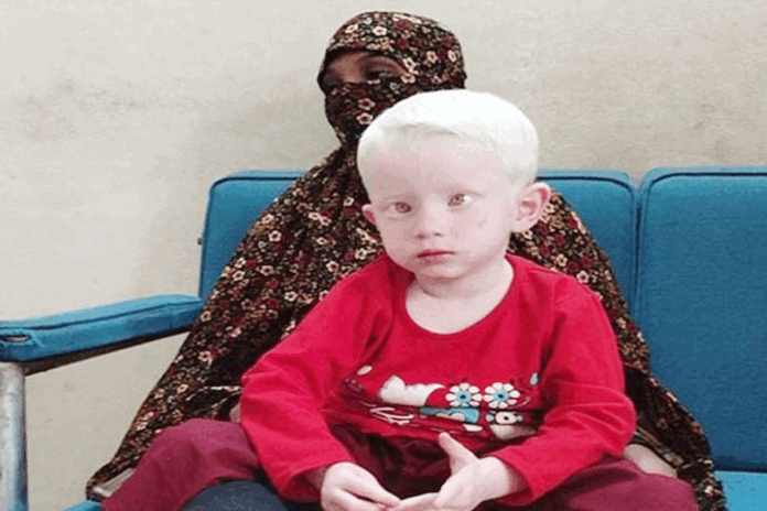 1763526521-fee4e47f3e4c529b1f2c751035a4492c সেই আফিয়ার পিতৃত্বের স্বীকৃতি পেতে ডিএনএ পরীক্ষার আবেদন