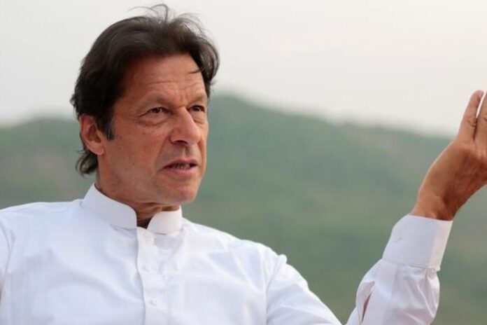 1764566309-7d3622f4ef3dd37716e8719eaf98b1be ইমরান খান বেঁচে আছেন, তবে…