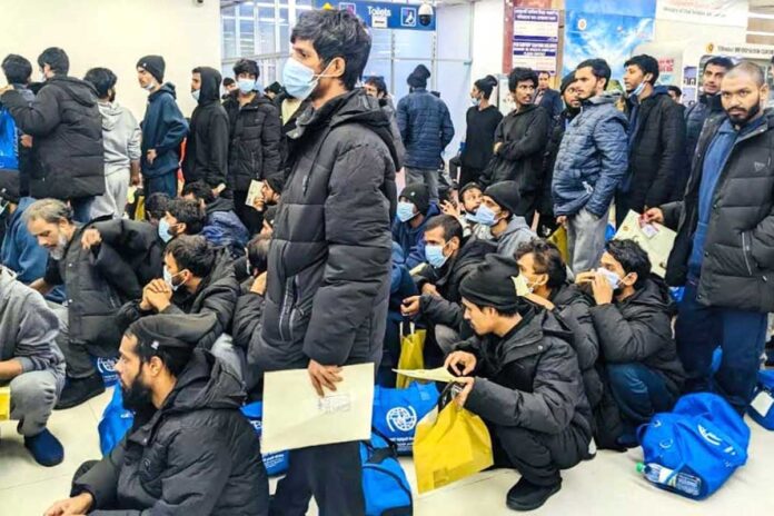 1764578086-fd4687e9472730188df185e4e2d5cf63 লিবিয়া থেকে দেশে ফিরেছেন আরও ১৭৩ বাংলাদেশি