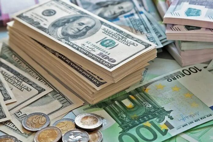 ৫ মাসে রেমিট্যান্সে রেকর্ড, দেশে এসেছে ১৩ বিলিয়ন ডলার