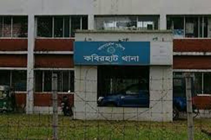 1764678114-fe5df232cafa4c4e0f1a0294418e5660 কবিরহাটে গৃহবধূকে বিয়ের প্রলোভনে নির্যাতন, কিশোর কারাগারে