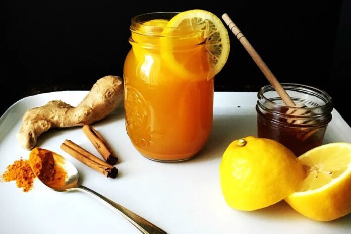 1764883921-2836820c77e112ddffcf477871fa5d13 শীতে সর্দি-কাশি রোধে যে খাবারগুলো জরুরি