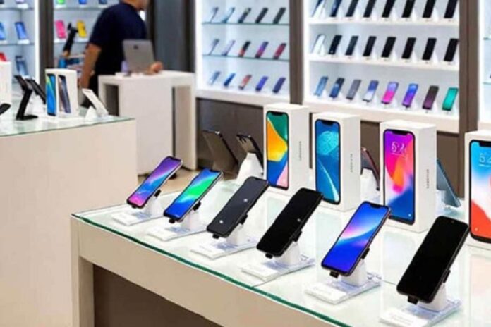 1765046498-2e37538158c4acde8dc3beeacf7c5d19 অনির্দিষ্টকালের জন্য মোবাইল দোকান বন্ধ