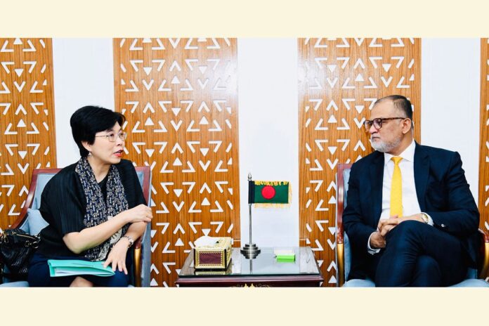 1765114038-f44dcfb0412fe56668fe0382f915b82a বাণিজ্য উপদেষ্টার সঙ্গে থাই রাষ্ট্রদূতের বৈঠক