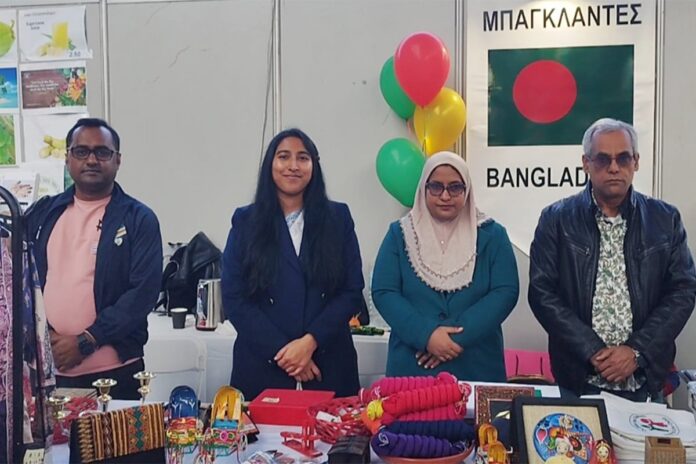 1765143026-62bf1edb36141f114521ec4bb4175579 আন্তর্জাতিক ক্রিসমাস বাজারে বাংলাদেশসহ ৪০ দেশের অংশগ্রহণ