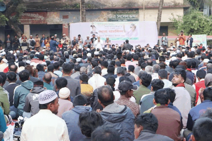 1765296813-a97f3b4710eca670021227bbd37d47c4 খালেদা জিয়ার সুস্থতা কামনায় নাটোরের সিংড়ায় দোয়া