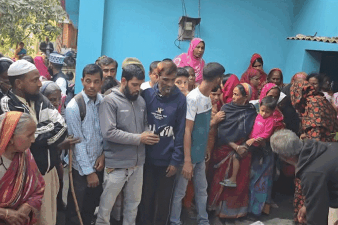 1765371856-f8751ccb4fb4189f6da91084a62875d5 নওগাঁয় বাসচাপায় মোটরসাইকেলের দুই আরোহী নিহত