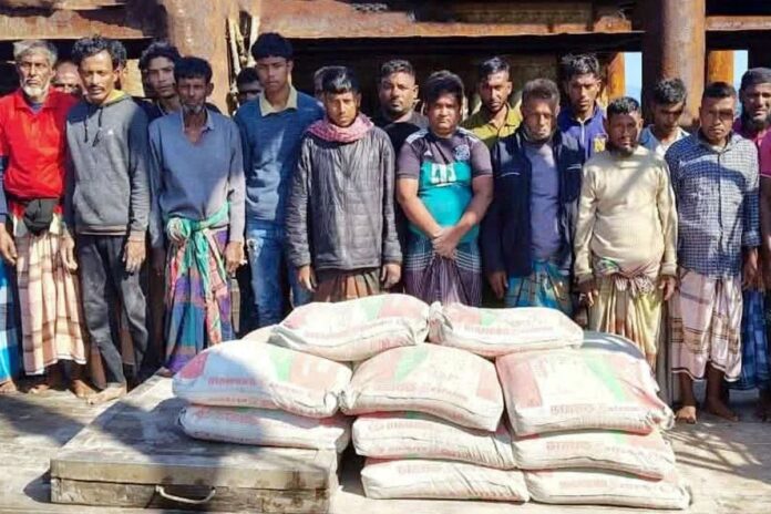 1765380537-16b93de7928252d4163288cb7c37e120 গভীর সমুদ্রে নৌবাহিনীর অভিযানে ১৫০০ বস্তা সিমেন্ট জব্দ, আটক ২২