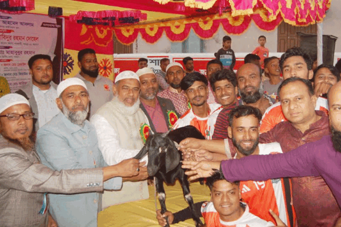 1765547201-2d3009c2dffaa6eafee44bea1c1cd63f বগুড়ায় ফুটবল টুর্নামেন্টে চ্যাম্পিয়ন বারপুর সিজান একাদশ