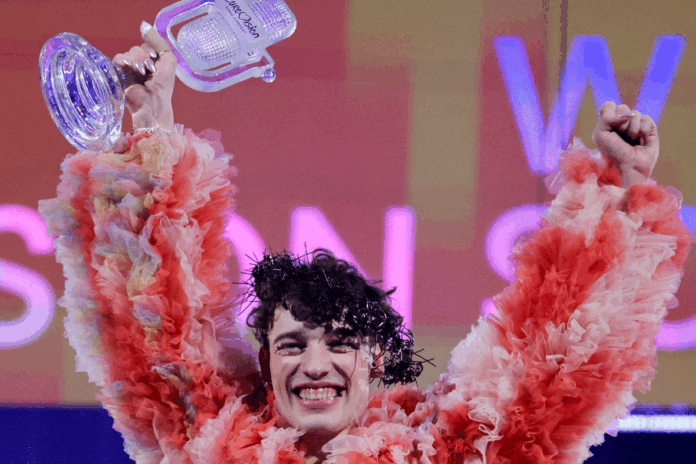 1765635954-0ed54260213d71c024f0140fc341b79b ইউরোভিশন ট্রফি ফিরিয়ে দিচ্ছেন নেমো