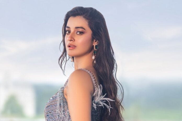 1765807919-6c1bc534dc1def4881d34070c00db28a কমেন্ট বক্স না থাকলে অনেক সংসার বেঁচে যাবে: দর্শনা