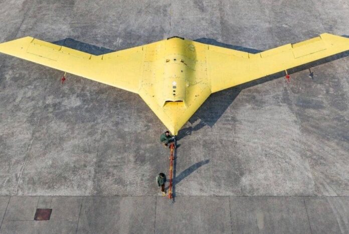 1765820005-1f04aeac4aa2e287ee149769cadca5cd চীনের নতুন স্টেলথ ড্রোনের পরীক্ষা সফল হলো কি?