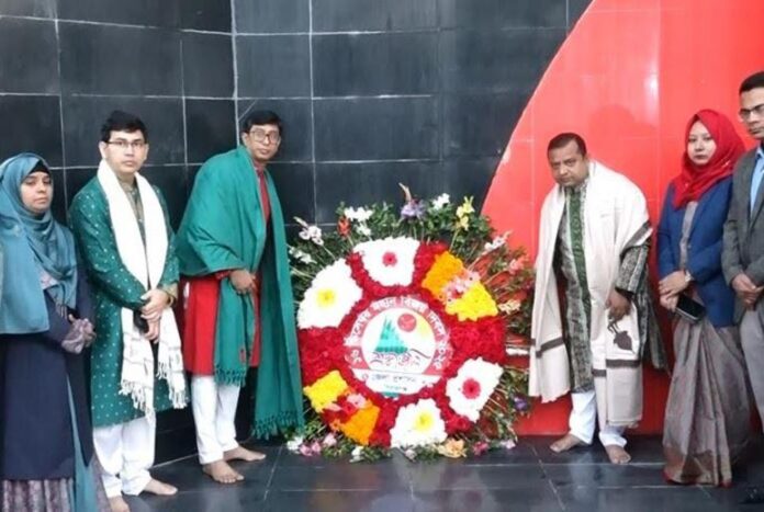 1765859690-41808d9f2171f9dbf74470fa5eab4326 সিরাজগঞ্জে ফুলের শ্রদ্ধায় শহীদদের স্মরণ