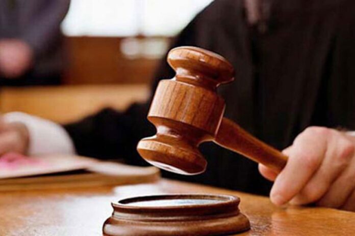 1765886618-b5f3c3d30d091f8a1e74037546293566 হাদিকে হত্যাচেষ্টা, ফয়সালের সহযোগী কবির ৭ দিনের রিমান্ডে