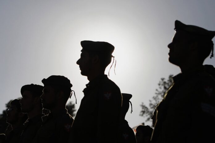 1765965199-032b2cc936860b03048302d991c3498f দুই বছরে আত্মহত্যা করেছে ৬১ ইসরায়েলি সেনা