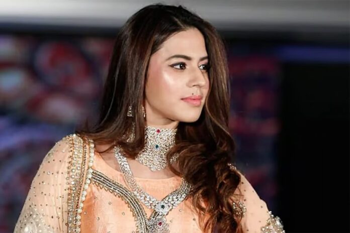 1766258124-f6d71cdd4c1001e9b344d16f6534241e ১৪ কেজি স্বর্ণসহ ধরা অভিনেত্রী, মুক্তির আবেদন নাকচ