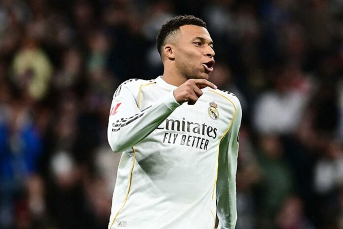 রোনালদোর রেকর্ড ছুঁলেন এমবাপে