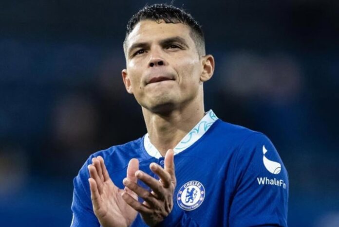 ৪১ বছর বয়সে ইউরোপিয়ান ফুটবলে ফিরলেন সিলভা