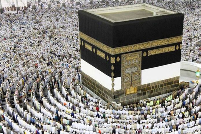 হজ প্যাকেজের অবশিষ্ট টাকা ৩১ ডিসেম্বরের মধ্যে জমার নির্দেশ